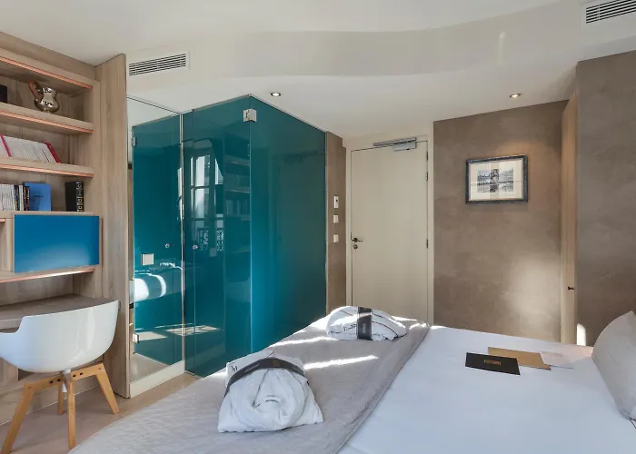 מלון De Lille - Saint-germain Des Pres 4*