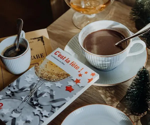 Hotel De Lille - Saint-germain Des Pres 4*