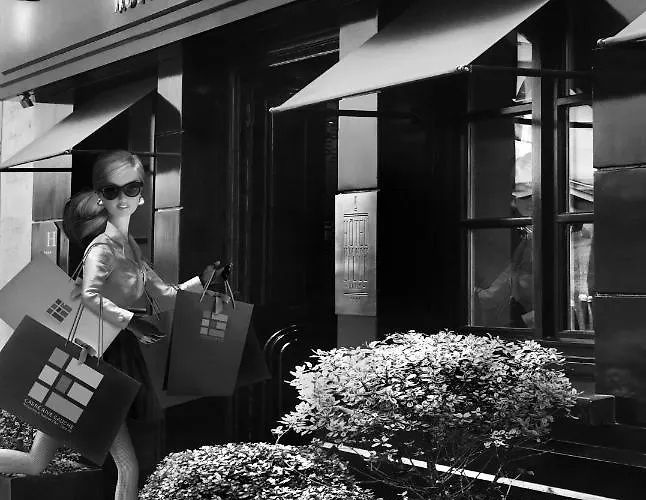 Hotel De Lille - Saint-germain Des Pres 4*