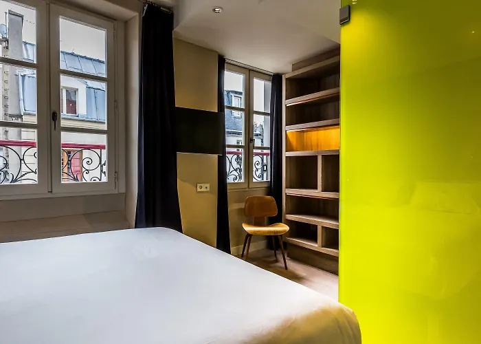 מלון De Lille - Saint-germain Des Pres 4*