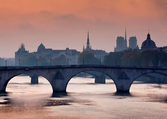 De Lille - Saint-germain Des Pres Paříž